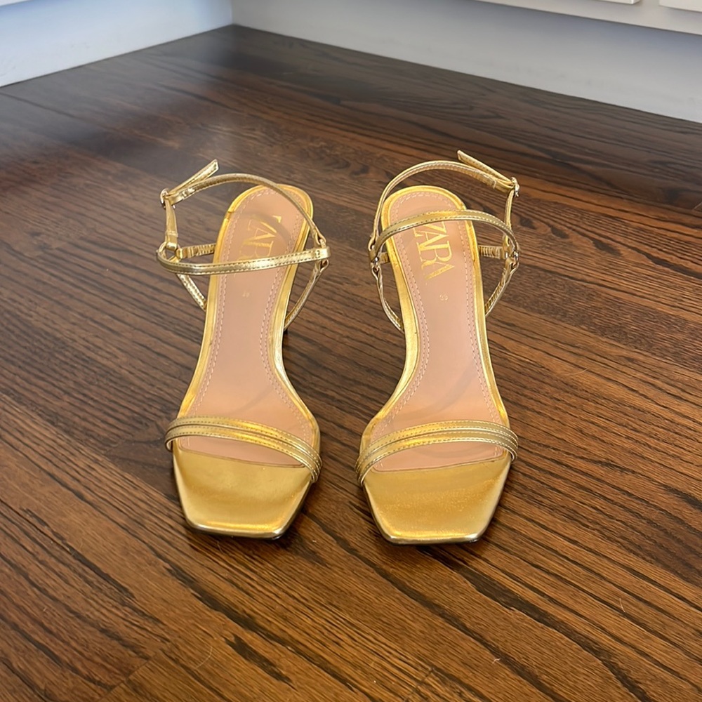 Zara Gold Metallic Strapy Sandal